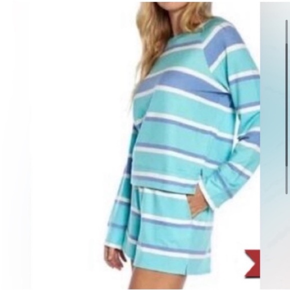 Wildfox NEW Lounge Set Sweatshirt Shorts Blue White Periwinkle Stripe Womens M - Picture 2 of 11